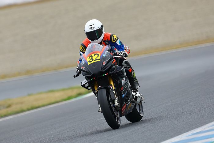 Japanese Superbike racer Tanimoto dies after Motegi crash